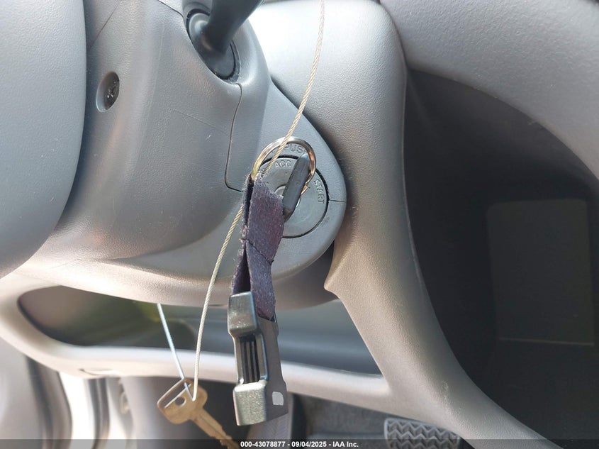 2001 Toyota Echo VIN: JTDAT123110162892 Lot: 43078877