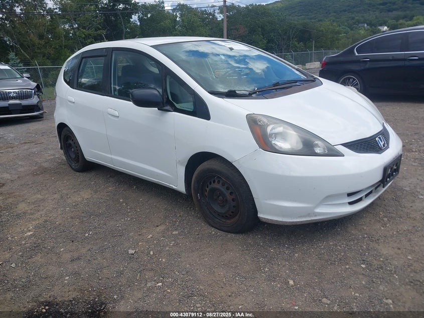 2013 HONDA FIT - JHMGE8H31DC069182