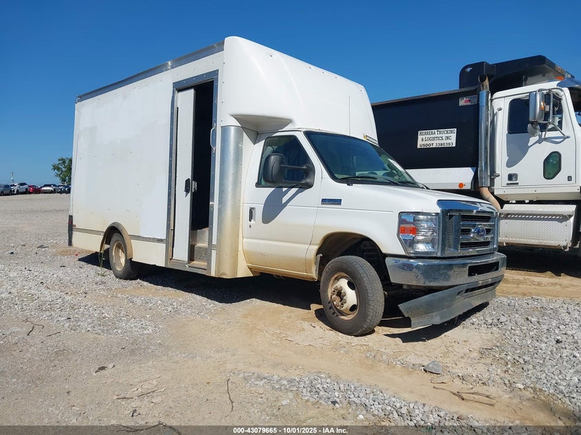 2021 Ford E-350 Cutaway white other gasoline 1FDWE3FN4MDC10529 photo #1