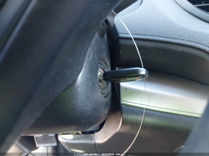 2015 HONDA CR-V LX - 5J6RM4H33FL106008