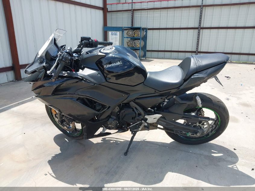 2025 Kawasaki Ex650 R VIN: ML5EXER17SDAF4099 Lot: 43081095