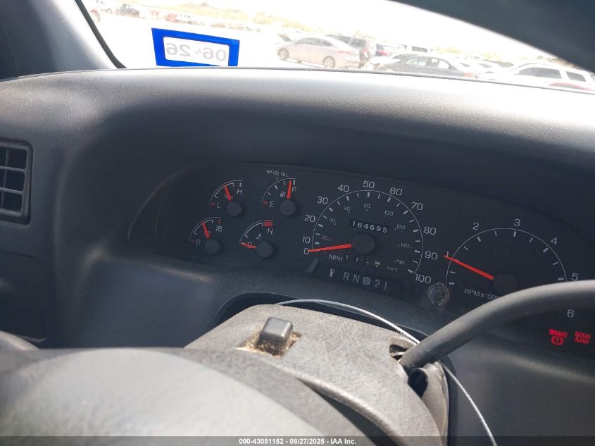 2000 Ford F-250 Lariat/Xl/Xlt VIN: 1FTNW20L5YEC41612 Lot: 43081152