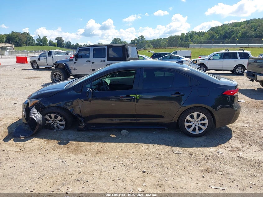 2022 TOYOTA COROLLA LE - 5YFEPMAE4NP385966