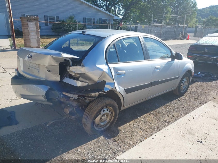 KNADE123286312732 2008 KIA RIO photo no. 4
