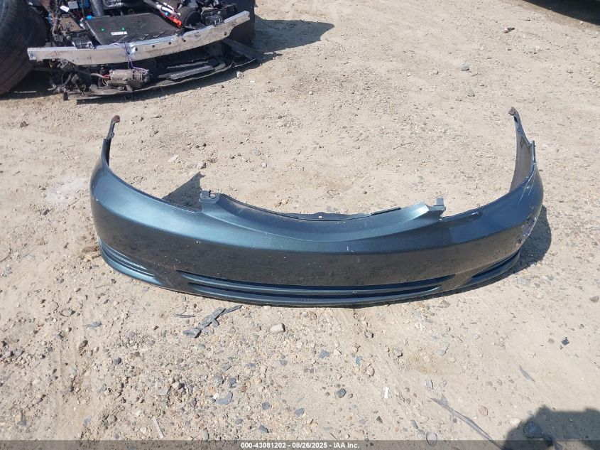 2004 Toyota Camry Le VIN: 4T1BE32KX4U357142 Lot: 43081202