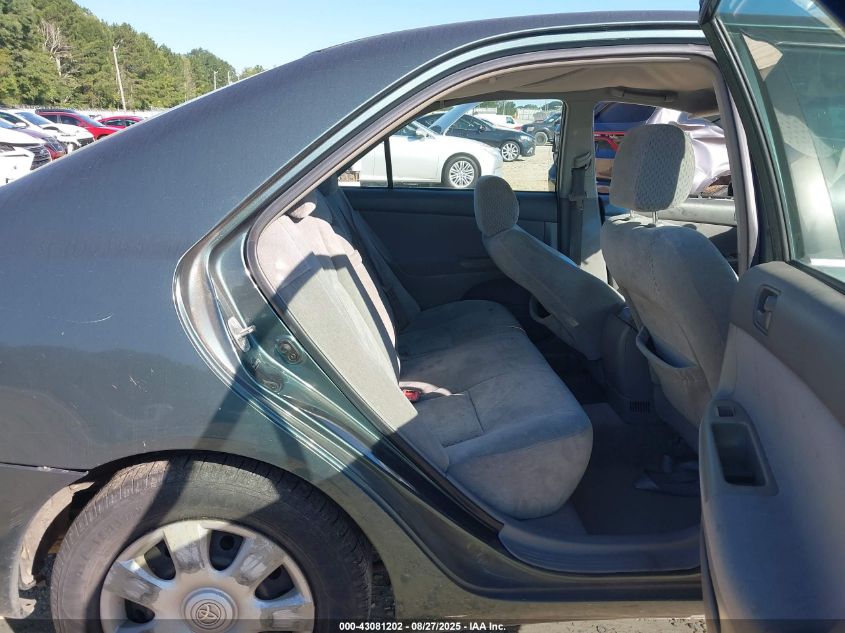 2004 Toyota Camry Le VIN: 4T1BE32KX4U357142 Lot: 43081202