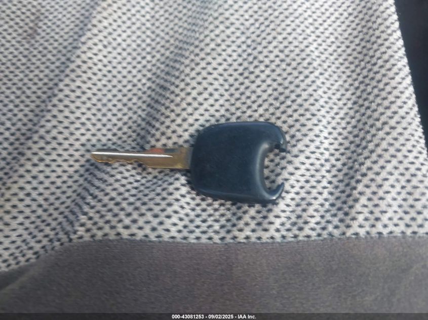 2002 Ford F-150 Lariat/Xlt VIN: 1FTRW07LX2KA04473 Lot: 43081253