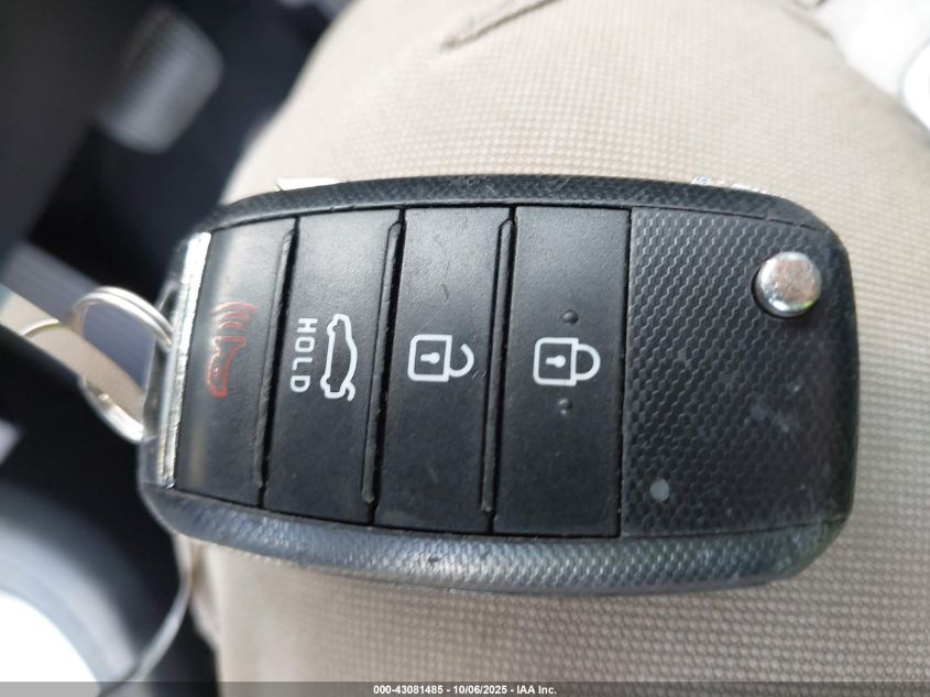 2018 Kia Optima Lx VIN: 5XXGT4L33JG270343 Lot: 43081485