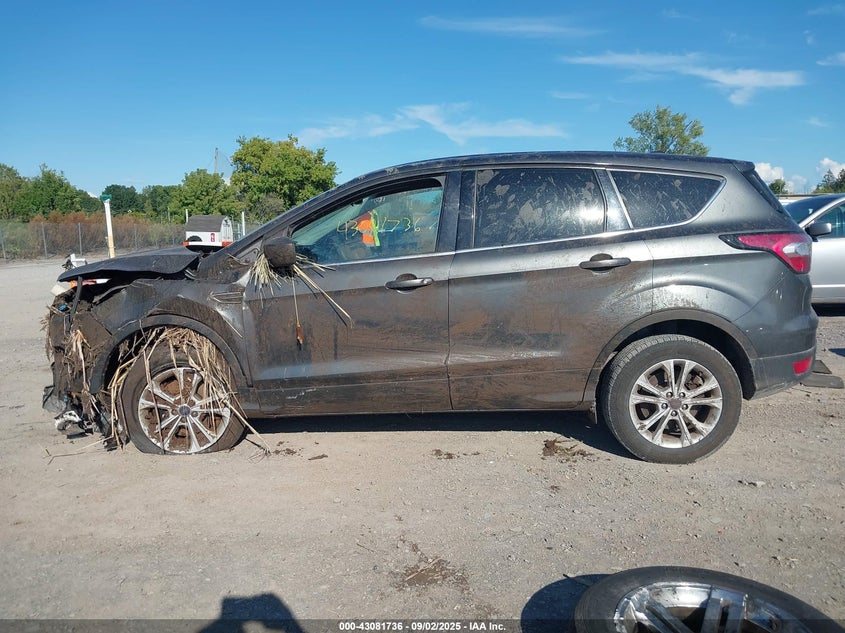 2017 FORD ESCAPE SE - 1FMCU9GD4HUE67484