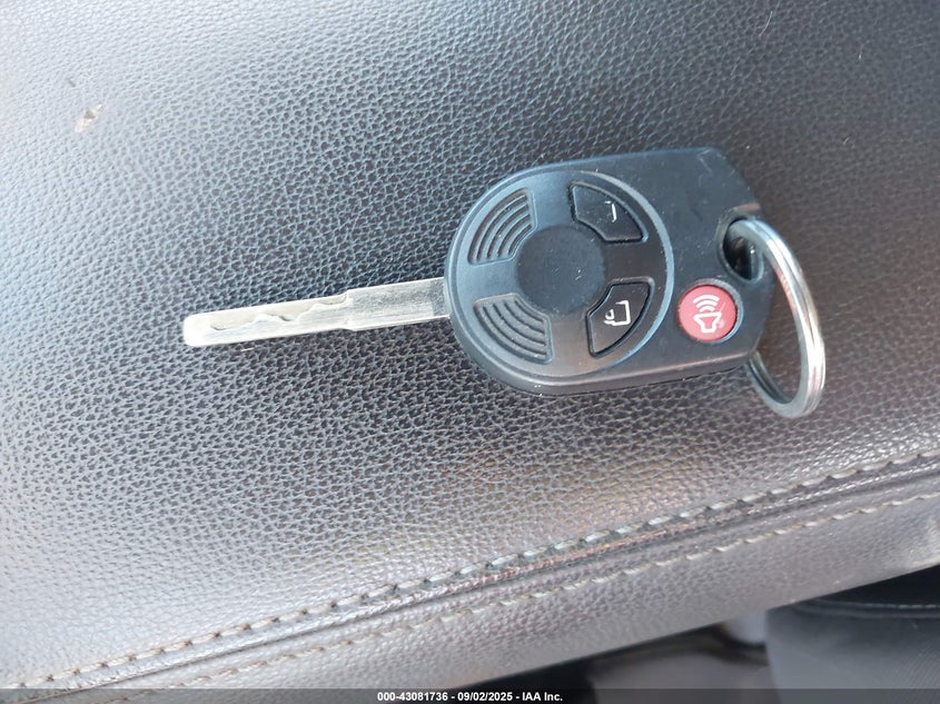 2017 FORD ESCAPE SE - 1FMCU9GD4HUE67484