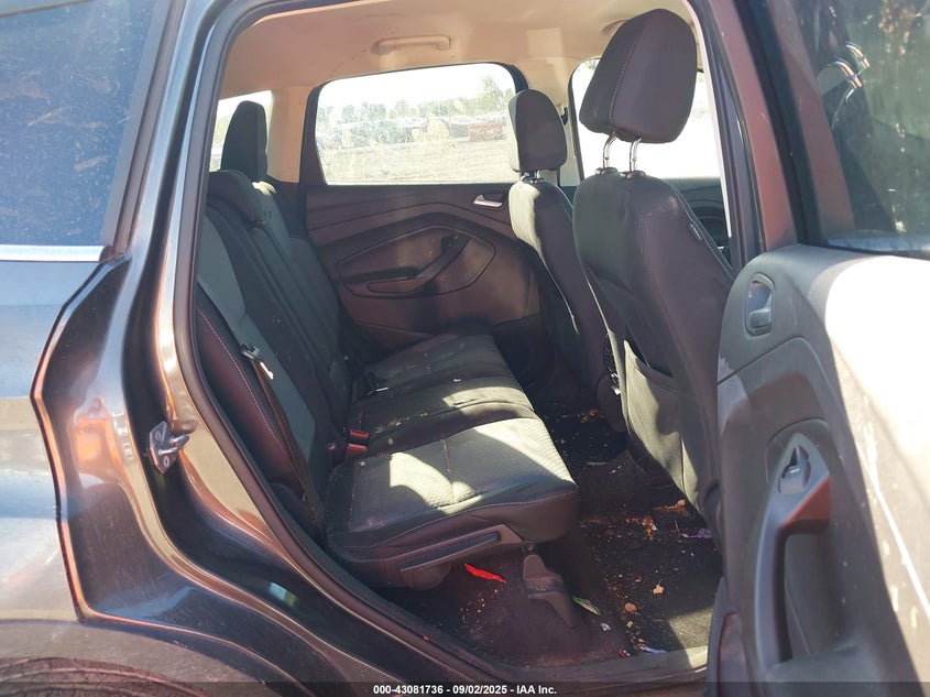 2017 FORD ESCAPE SE - 1FMCU9GD4HUE67484