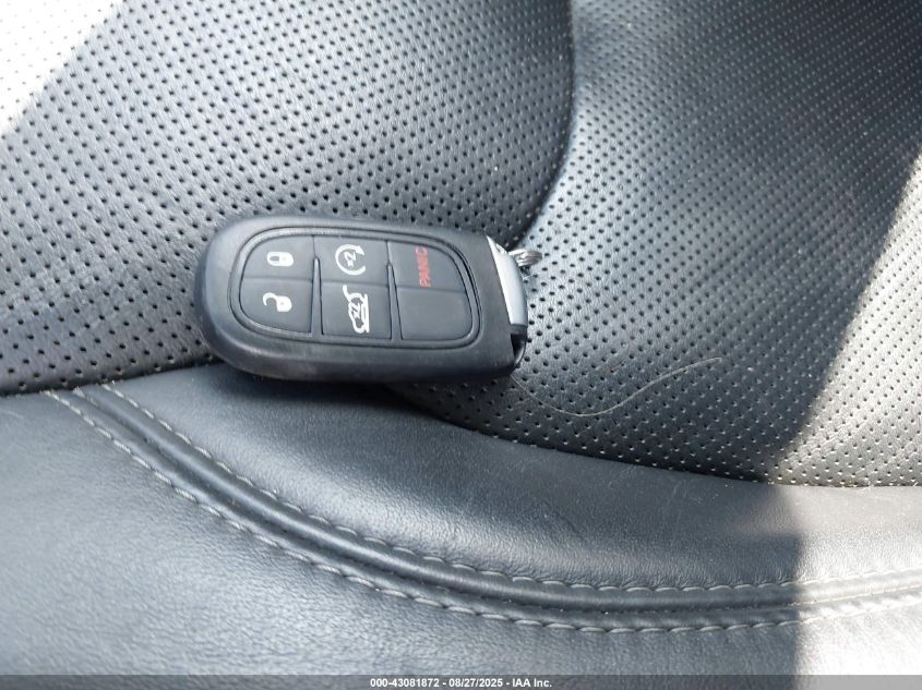 2019 Jeep Cherokee Limited 4X4 VIN: 1C4PJMDN2KD117342 Lot: 43081872