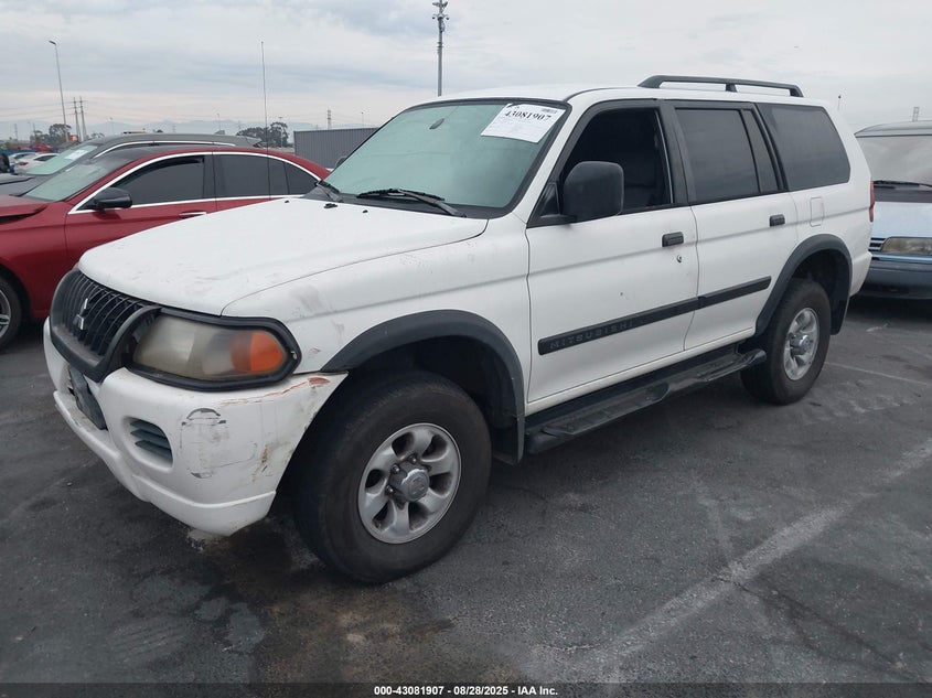 JA4LS21H82J048585 2002 MITSUBISHI MONTERO SPORT photo no. 2