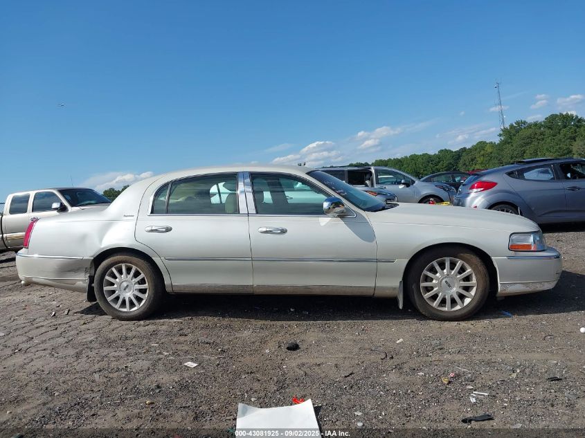 2006 Lincoln Town Car Signature VIN: 1LNHM81V56Y614936 Lot: 43081925