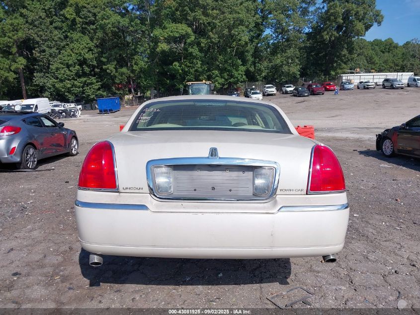 2006 Lincoln Town Car Signature VIN: 1LNHM81V56Y614936 Lot: 43081925