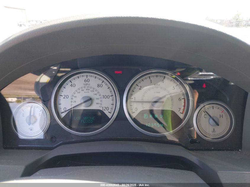 2008 Chrysler Town & Country Touring VIN: 2A8HR54PX8R108343 Lot: 43082645