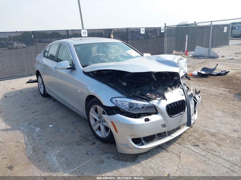 2011 BMW 528I