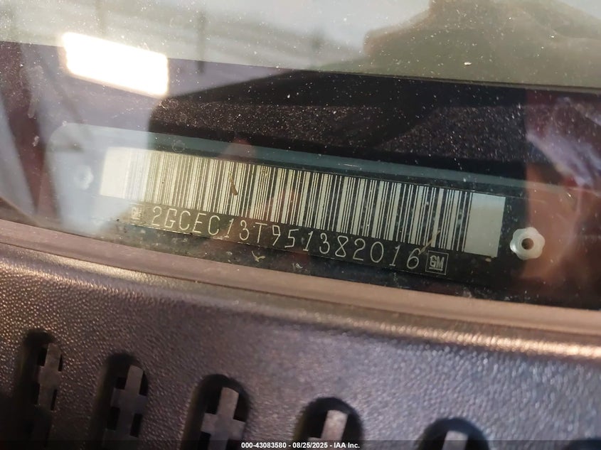 2005 Chevrolet Silverado 1500 Ls VIN: 2GCEC13T951382016 Lot: 43083580