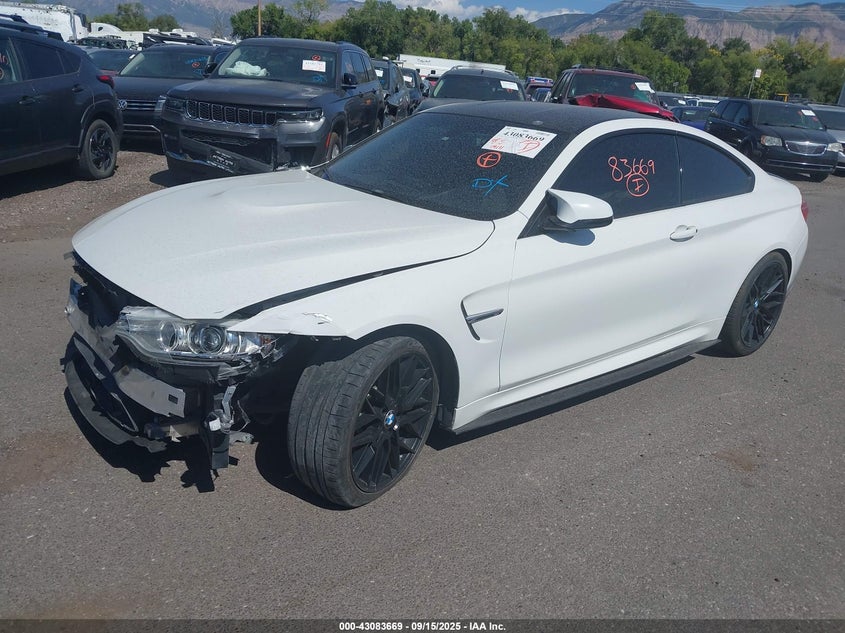 Vin: wbs3r9c52fk332414, lot: 43577921, bmw m4 20152