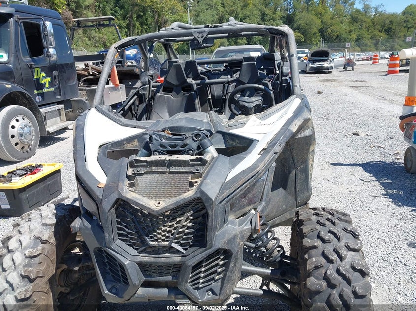 2023 CAN-AM MAVERICK X3 MAX(VIN: 3JBVMAY44PE002877