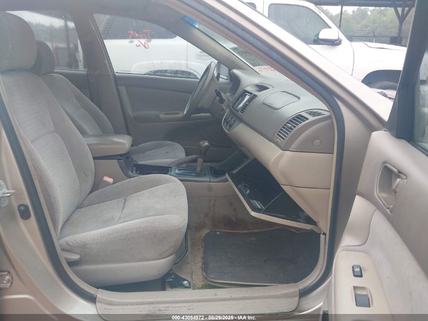 2004 Toyota Camry Le VIN: 4T1BE32K94U907205 Lot: 43084972