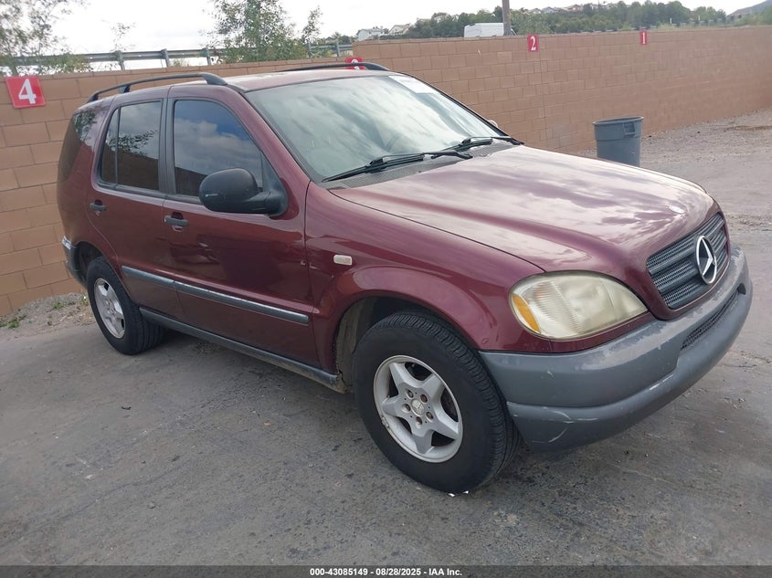 4JGAB54E6XA051777 1999 Mercedes-Benz Ml 320 auction photo 1