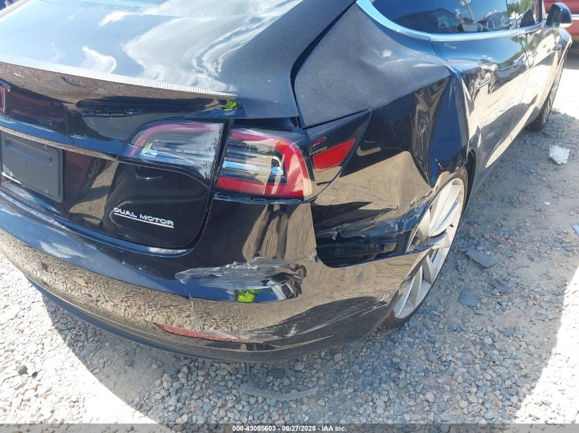 2019 Tesla Model 3 Long Range/Performance VIN: 5YJ3E1EB4KF422162 Lot: 43085603