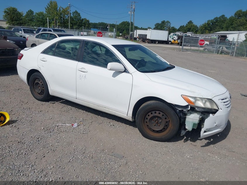 2008 Toyota Camry Le white sedan gasoline 4T1BE46K88U735920 photo #1