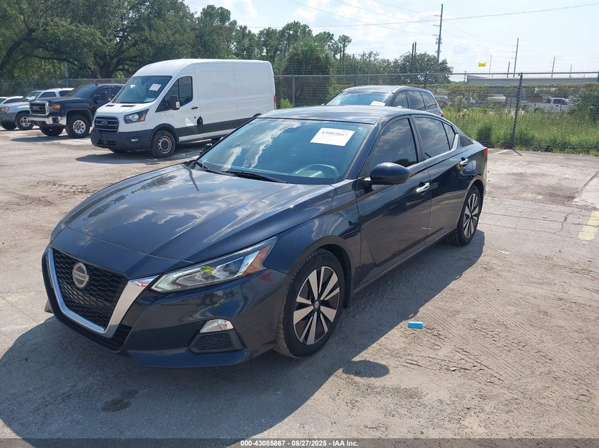 1N4BL4DV2MN345090 2021 NISSAN ALTIMA photo no. 2