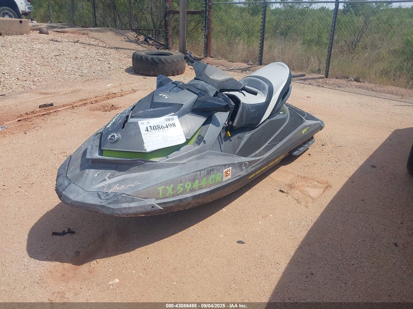2015 Sea Doo Gti blue null null YDV84218B515 photo #3