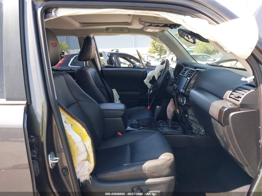 2021 TOYOTA 4RUNNER VENTURE SPECIAL EDITION - JTEHU5JR9M5898197