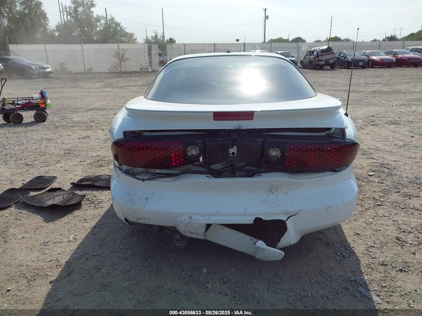 2001 Pontiac Firebird VIN: 2G2FS22K312138084 Lot: 43086633