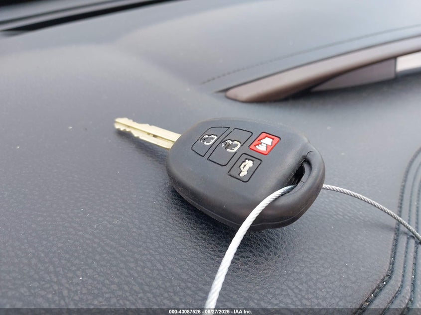 2015 TOYOTA HIGHLANDER LE PLUS V6 - 5TDZKRFH7FS065002