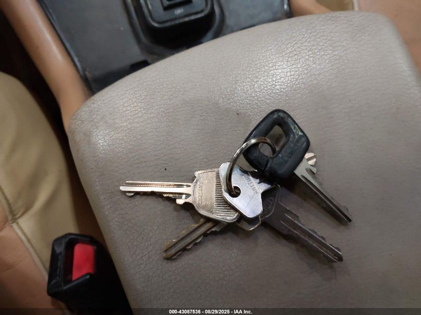 1985 Jaguar Xj6 VIN: SAJAV1346FC416069 Lot: 43087536