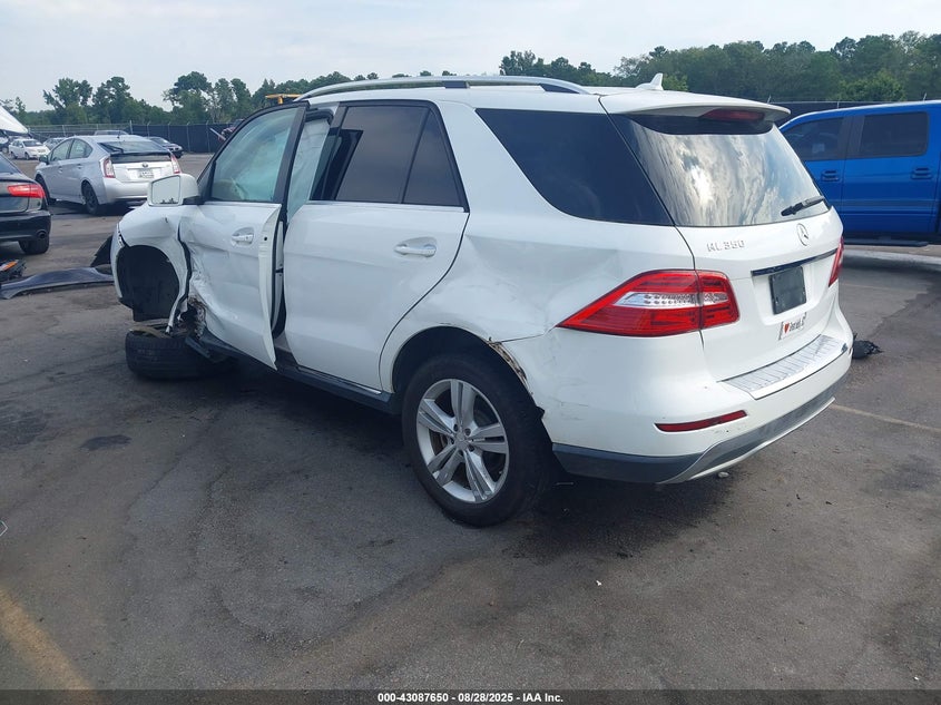 2015 MERCEDES-BENZ ML 350 - 4JGDA5JB5FA577696
