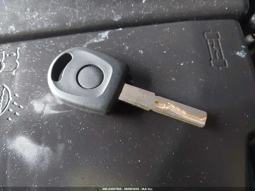 2014 VOLKSWAGEN JETTA 2.0L S 3VW2K7AJ3EM398082