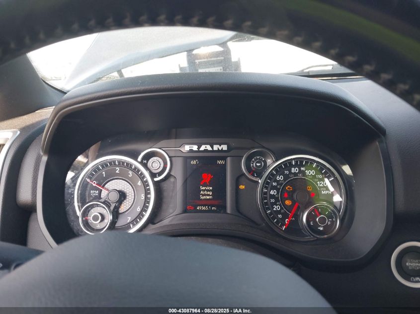 2022 Ram 1500 Big Horn 4X4 6'4 Box VIN: 1C6SRFBT8NN155583 Lot: 43087964