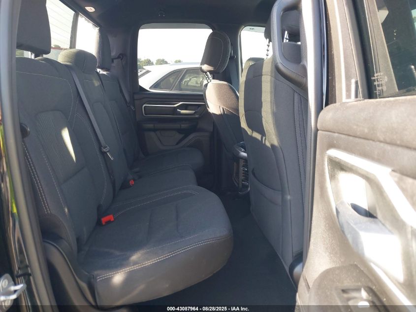 2022 Ram 1500 Big Horn 4X4 6'4 Box VIN: 1C6SRFBT8NN155583 Lot: 43087964