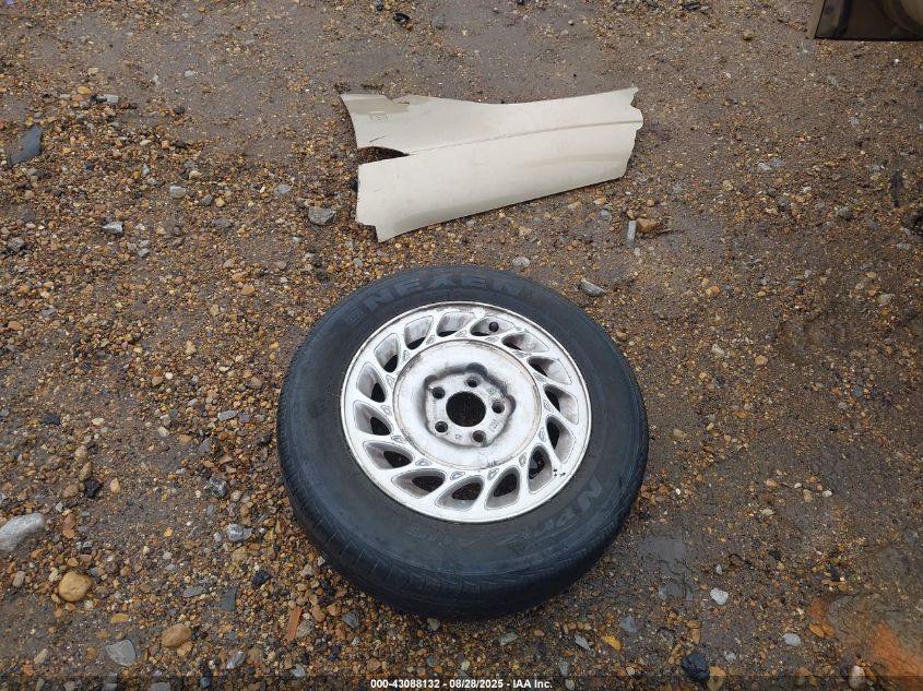 2001 Saturn L200 VIN: 1G8JU52F01Y524530 Lot: 43088132