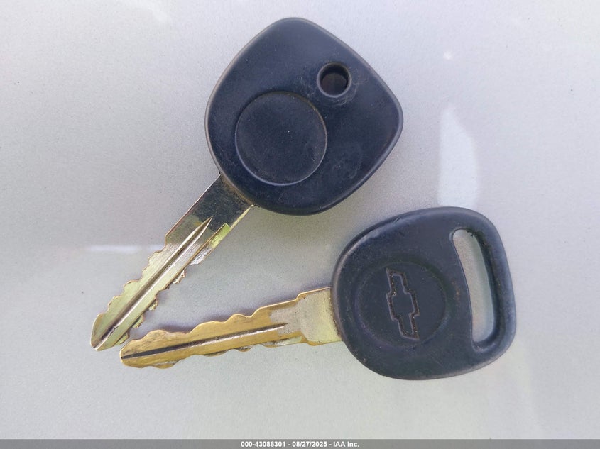 2003 Chevrolet Silverado 1500 Lt VIN: 2GCEK19T131327051 Lot: 43088301