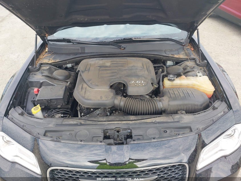 2016 CHRYSLER 300 LIMITED - 2C3CCARG5GH234350