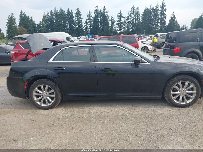 2016 CHRYSLER 300 LIMITED - 2C3CCARG5GH234350