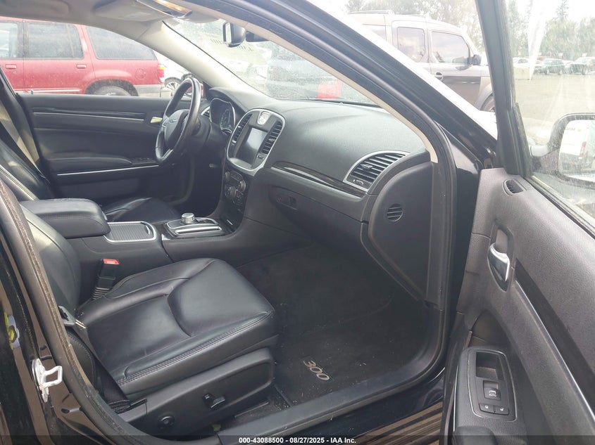 2016 CHRYSLER 300 LIMITED - 2C3CCARG5GH234350