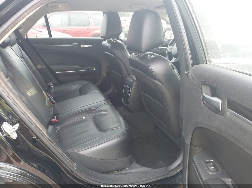 2016 CHRYSLER 300 LIMITED - 2C3CCARG5GH234350