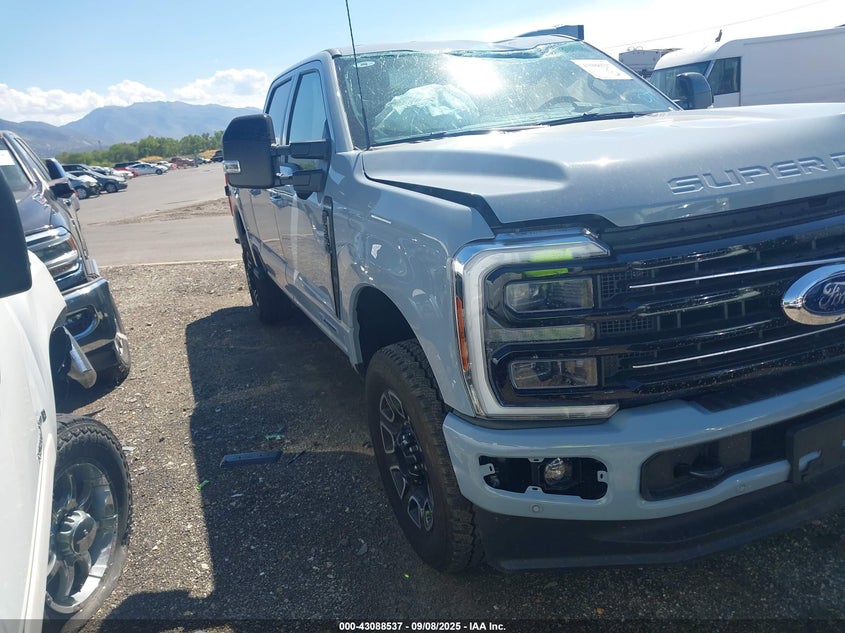 2025 Ford F-350 Platinum VIN: 1FT8W3BT3SED80774 Lot: 43088537