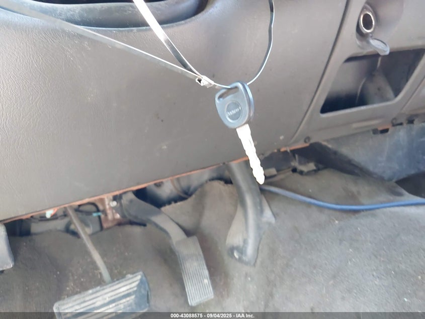 2006 Chevrolet Silverado 1500 Lt1 VIN: 2GCEC13T261175923 Lot: 43088575