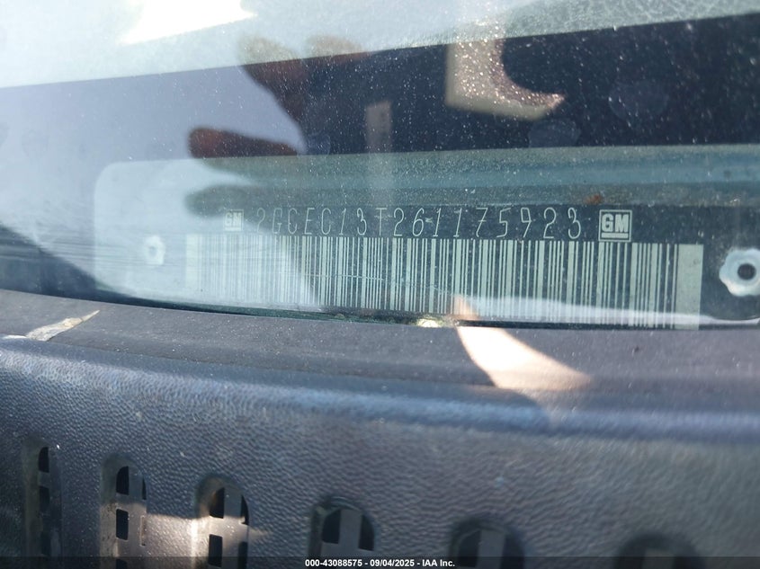 2006 Chevrolet Silverado 1500 Lt1 VIN: 2GCEC13T261175923 Lot: 43088575