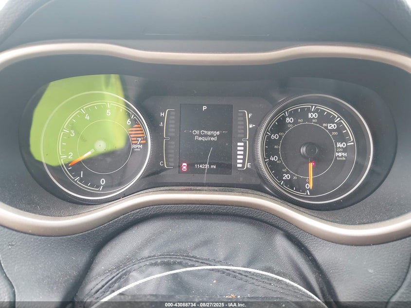 2017 Jeep Cherokee Latitude 4X4 VIN: 1C4PJMCB8HD215825 Lot: 43088734