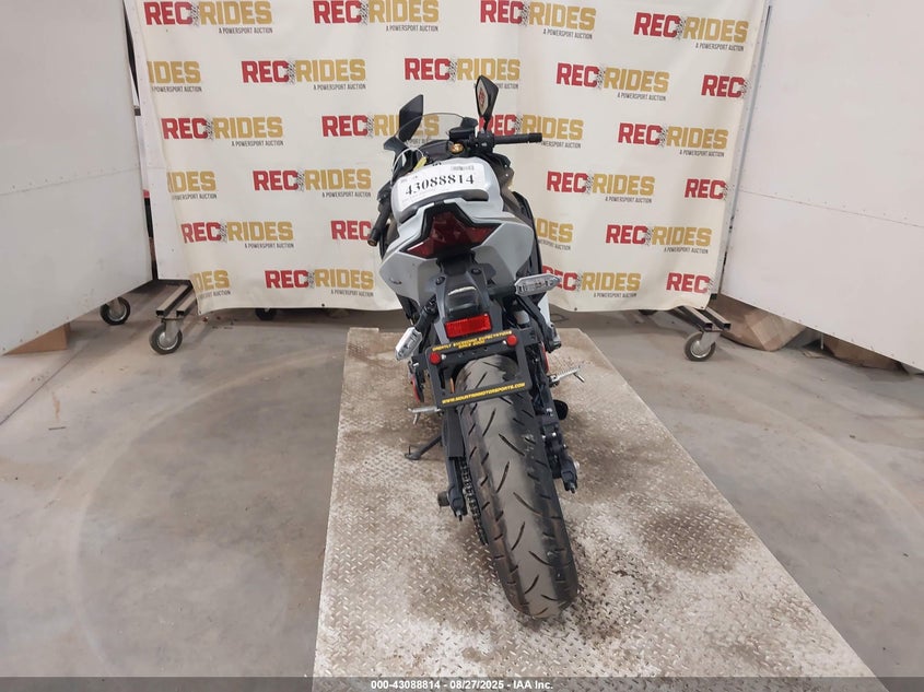 2025 Kawasaki Zx400 S VIN: ML5ZXCS13SDA31438 Lot: 43088814