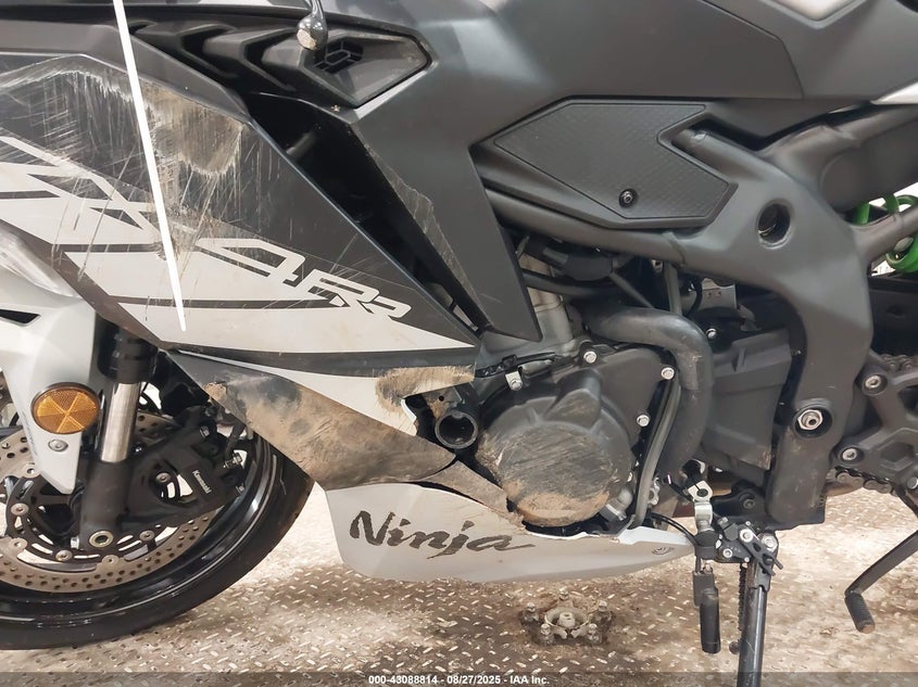 2025 Kawasaki Zx400 S VIN: ML5ZXCS13SDA31438 Lot: 43088814